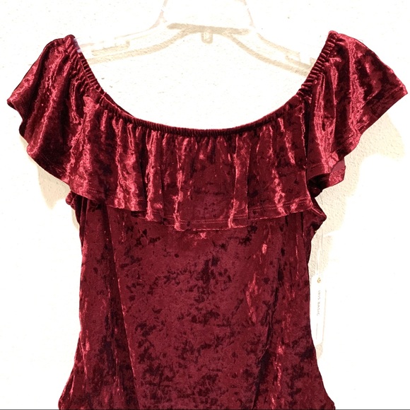 Plus Size Off Shoulder Velvet Bodysuit (NWT) - Picture 5 of 15